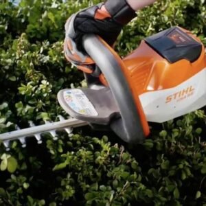 stihl hsa 56 cordless battery powered hedge trimmer