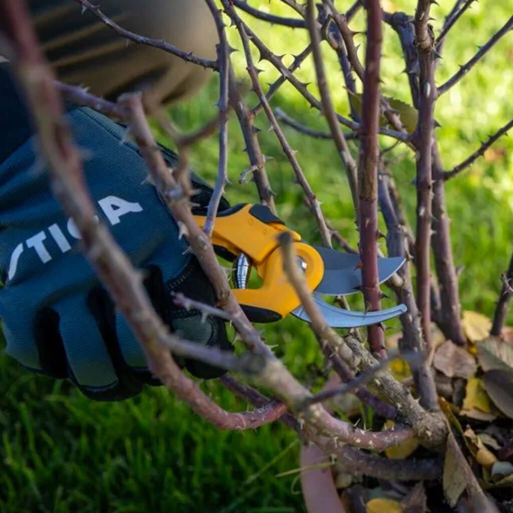 2H1030001-03 Stiga Bypass Pruning Shears