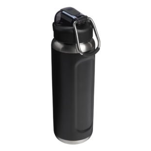 Stanley Classic Wellspring Bottle 0.7l black