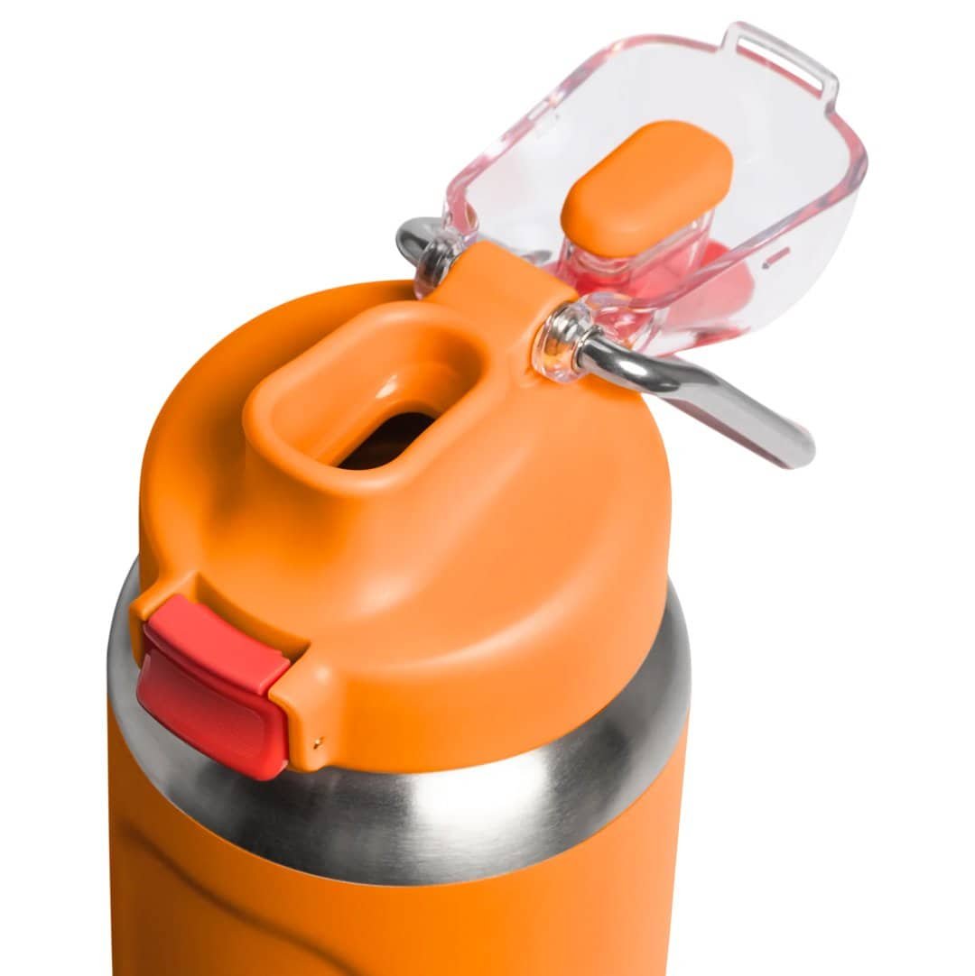 13111-coral-03 Stanley Classic Wellspring Bottle 0.7l Coral