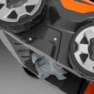 Husqvarna Cordless Scarifier S138i Kit