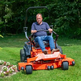 Ariens Zenith E 52R