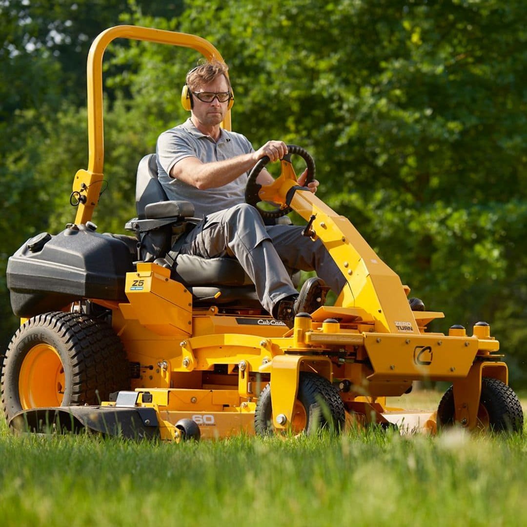 z5-152-03 Cub Cadet Professional Z5 152