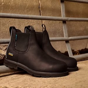 Ariat Men's Groundbreaker Chelsea Boots